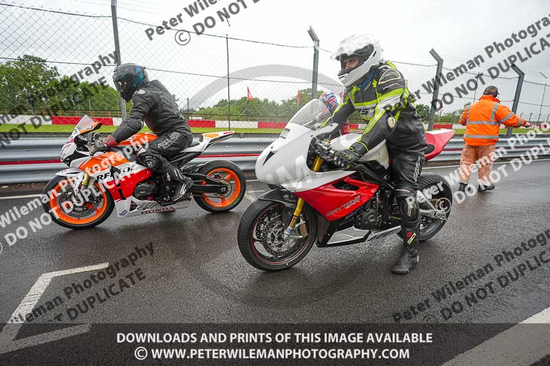 donington no limits trackday;donington park photographs;donington trackday photographs;estoril;event digital images;motorbikes;no limits;no limits trackdays;peter wileman photography;portugal;trackday;trackday digital images;trackday photos